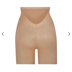 Skims Barely There Low Back Shapewear